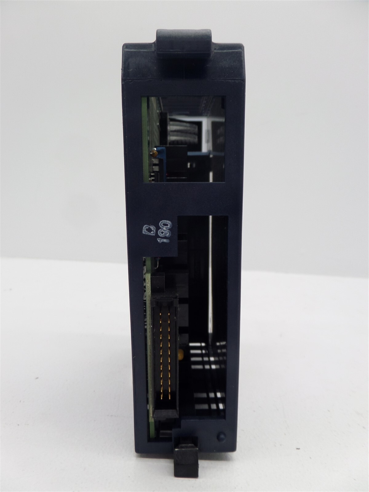GE Fanuc IC694MDL931A Output Relay 2A Form BC 8PT ISOL 24VDC 120/240VAC 50/60Hz