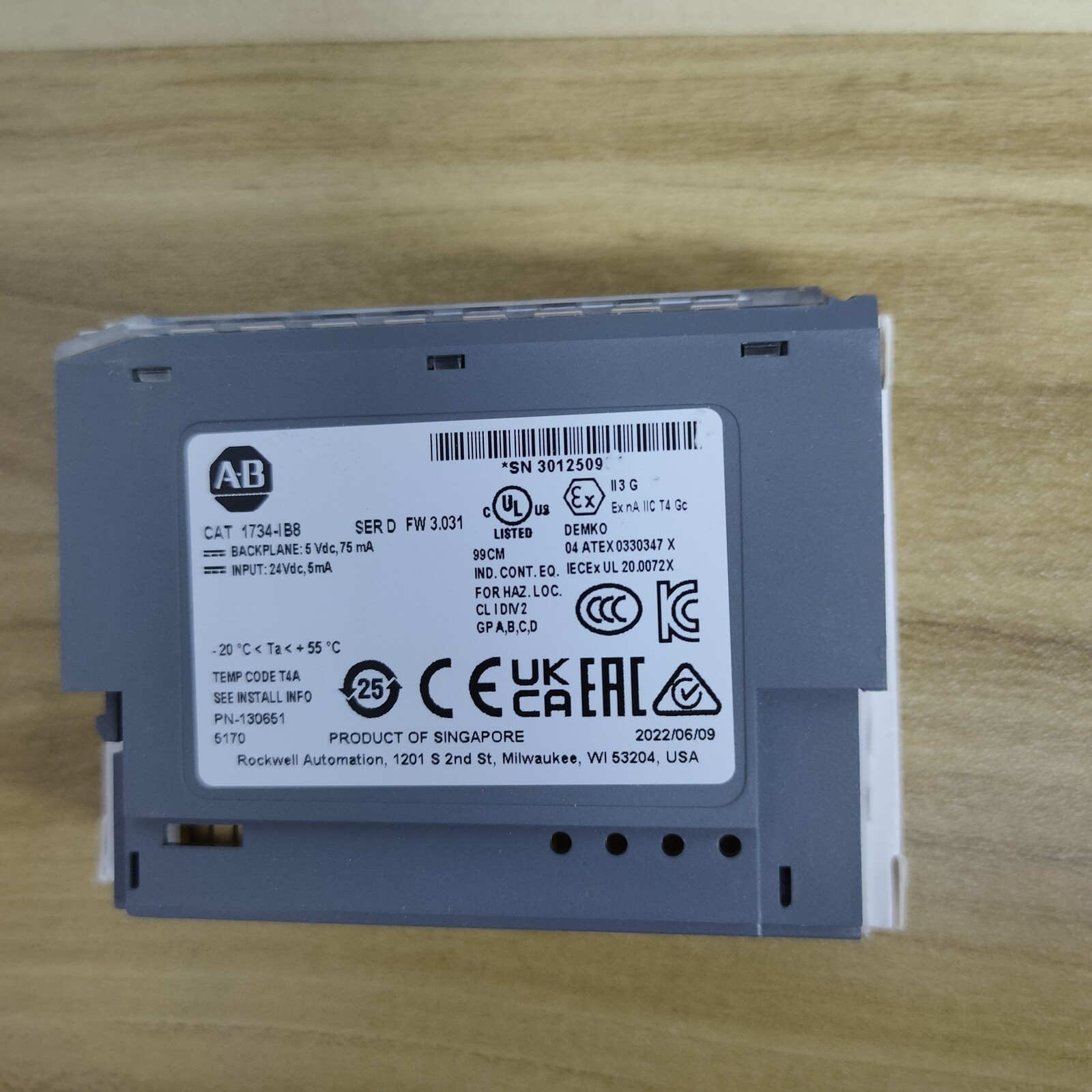 NEW AB 1734-IB8 Digital Input Module New Factory Sealed 1734IB8 Same Day Ship