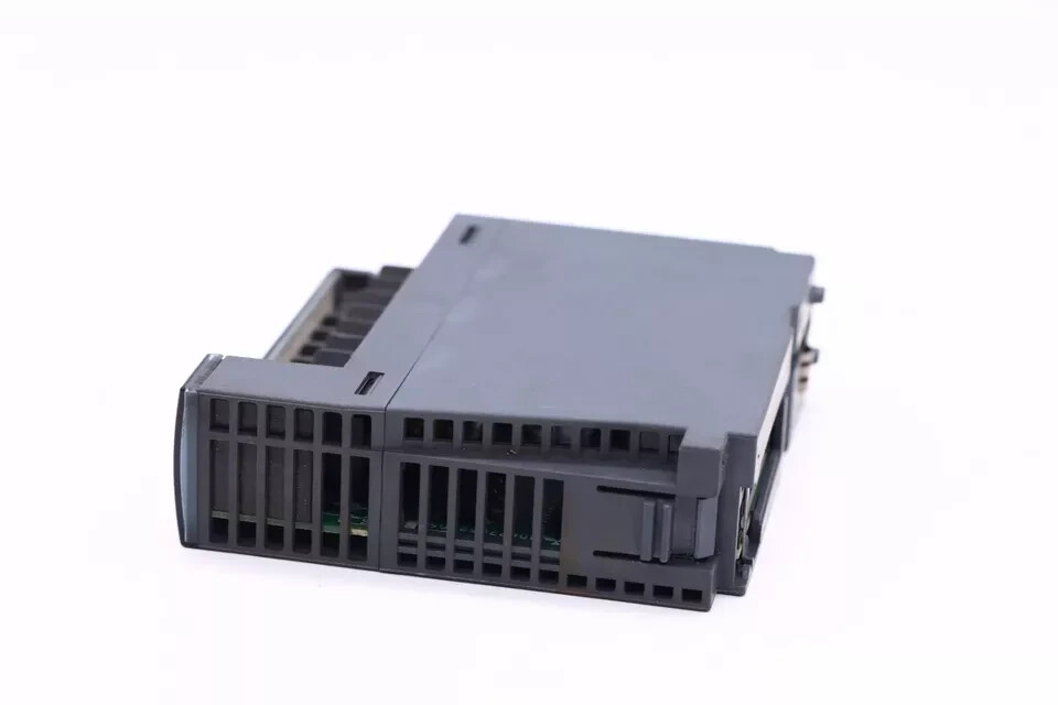 MITSUBISHI QY80 DIGITAL OUTPUT MODULE PLC Q Series