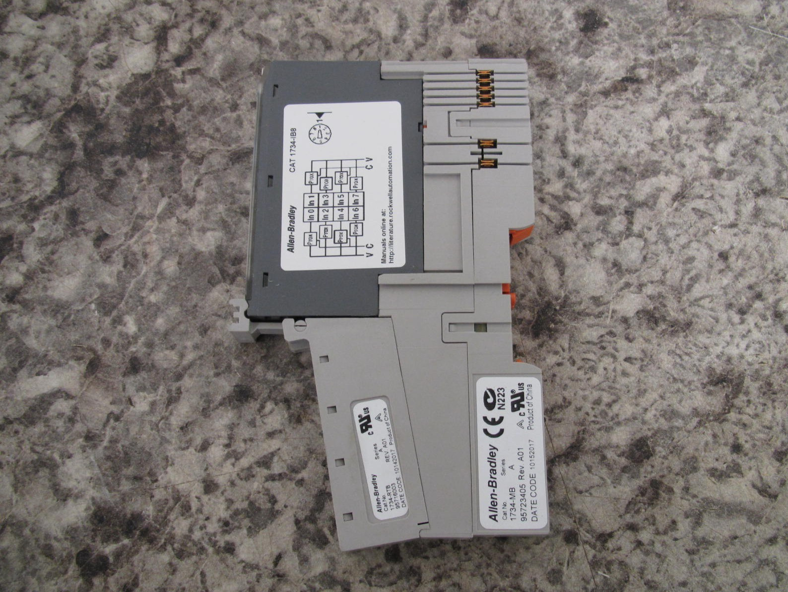 Allen-Bradley 1734-IB8 / 1734-MB / 1734-RTB POINT I/O Digital Input Module Used