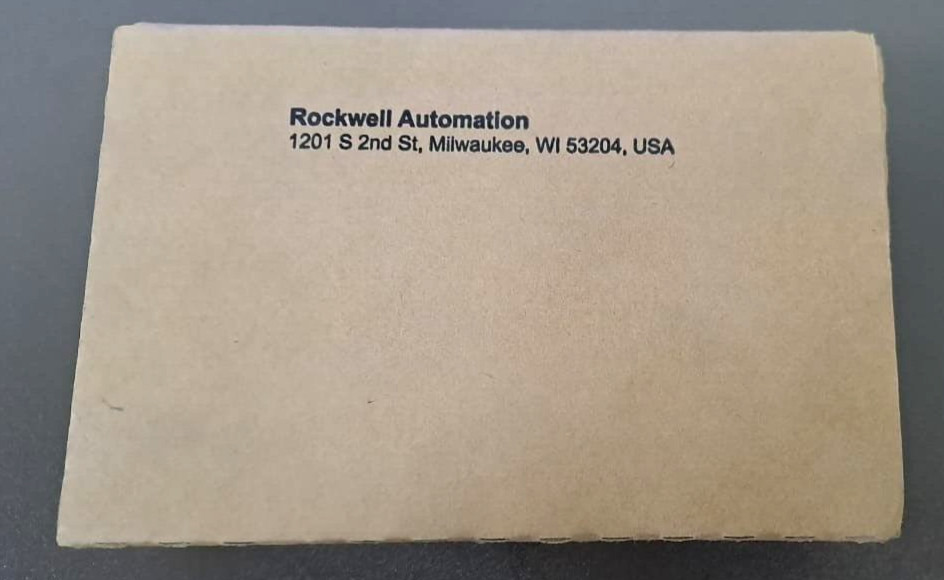 ALLEN BRADLEY 1762-IF20F2 INPUT AND OUTPUT ANALOG MODULE