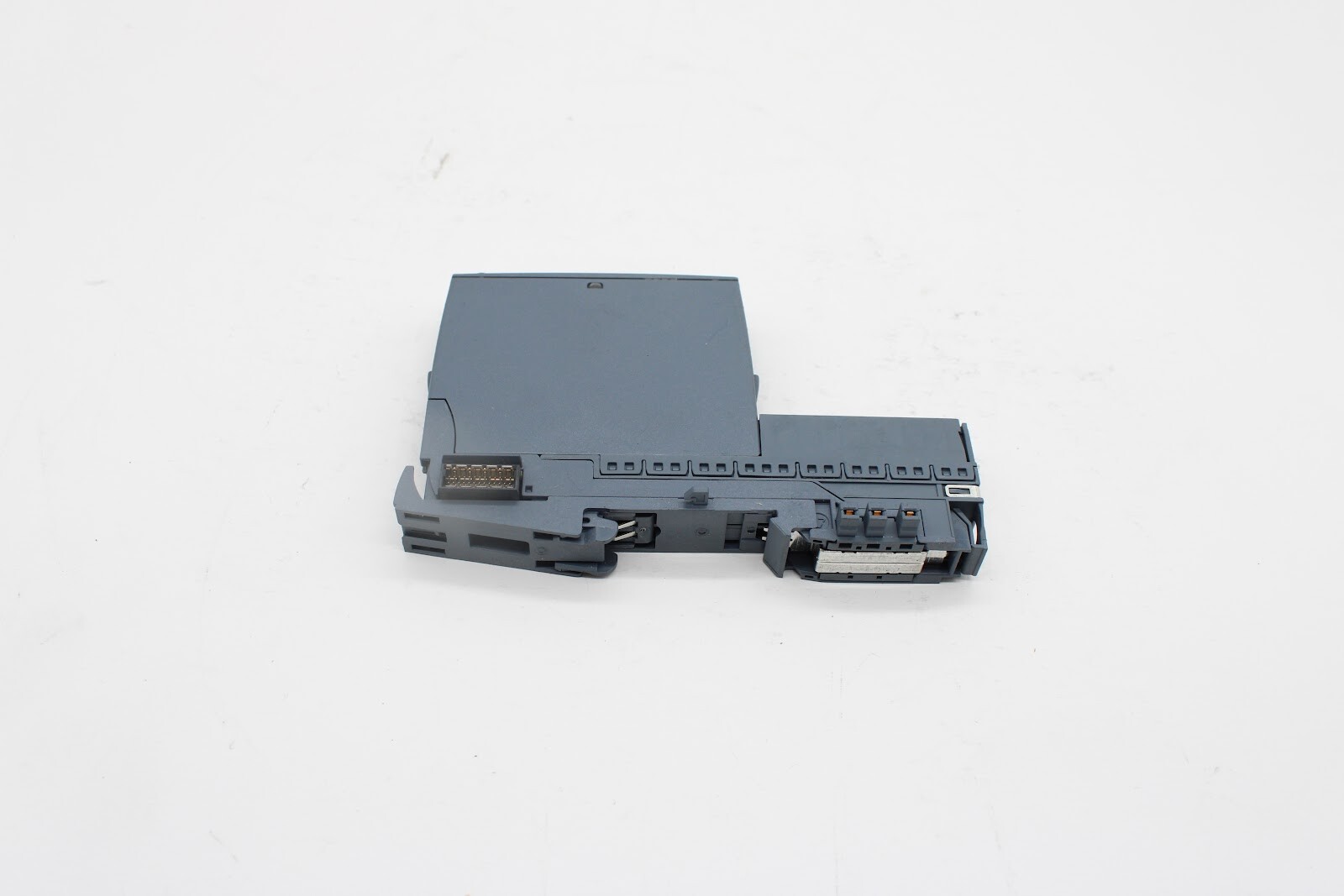 Siemens 6ES7131-6BF00-0BA0 Module, DI 8X 24VDC + 6ES7 193-6BP00-0BA0 Base Unit