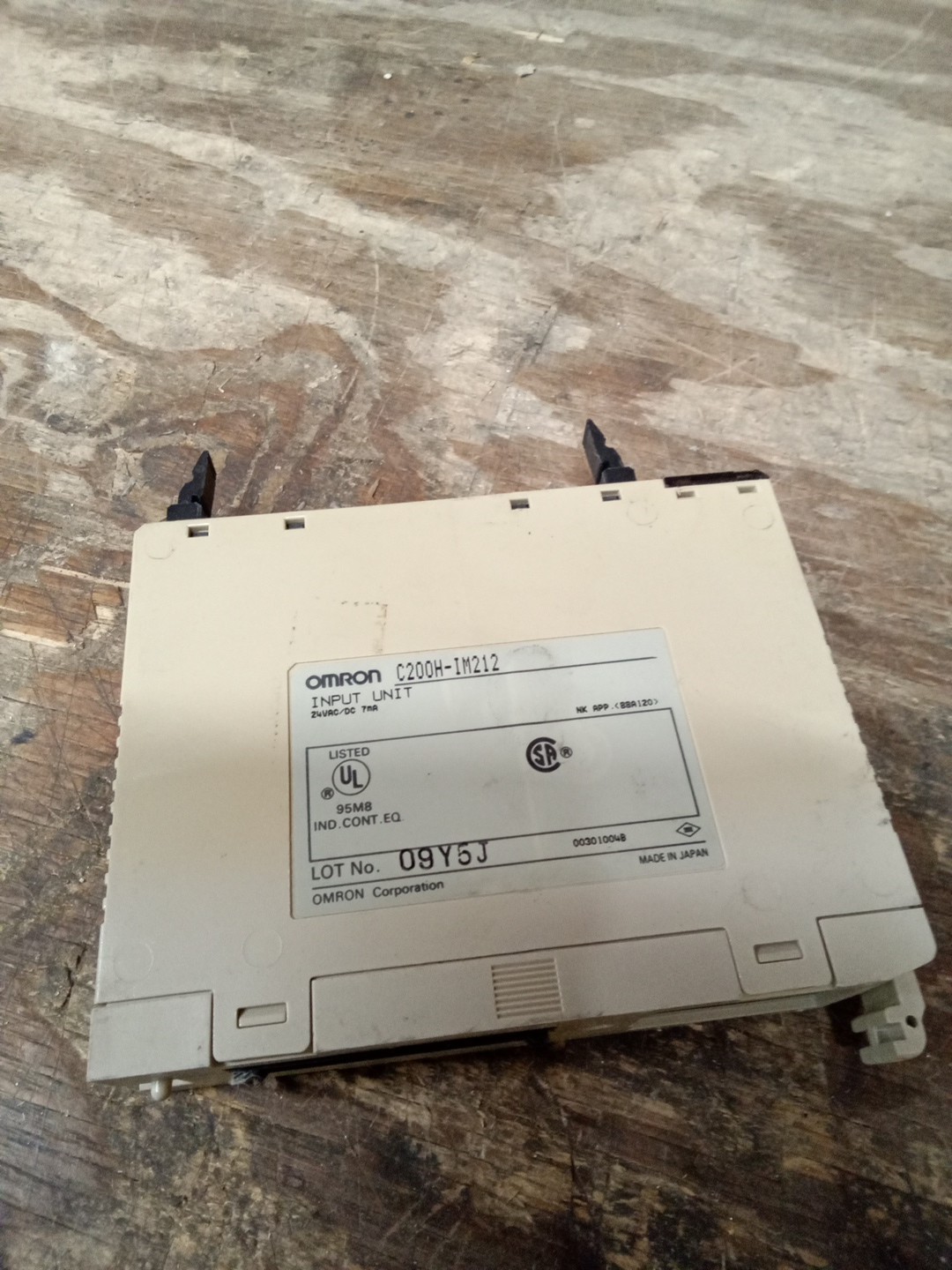 Omron C200H-IM212 Input Unit 24 V DC/AC 16 Point C200HIM212
