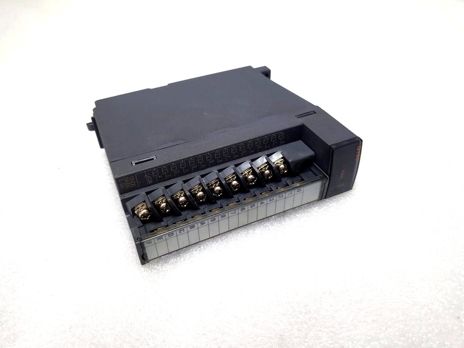 Mitsubishi QY80 Output Module New.