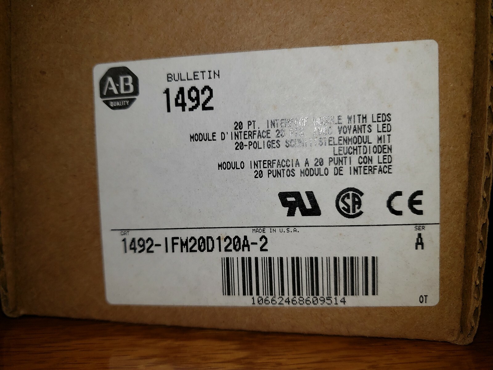 Allen Bradley 1492-IFM20D120A-2 1492IFM20D120A2 Ser. A New In Box, no paperwork