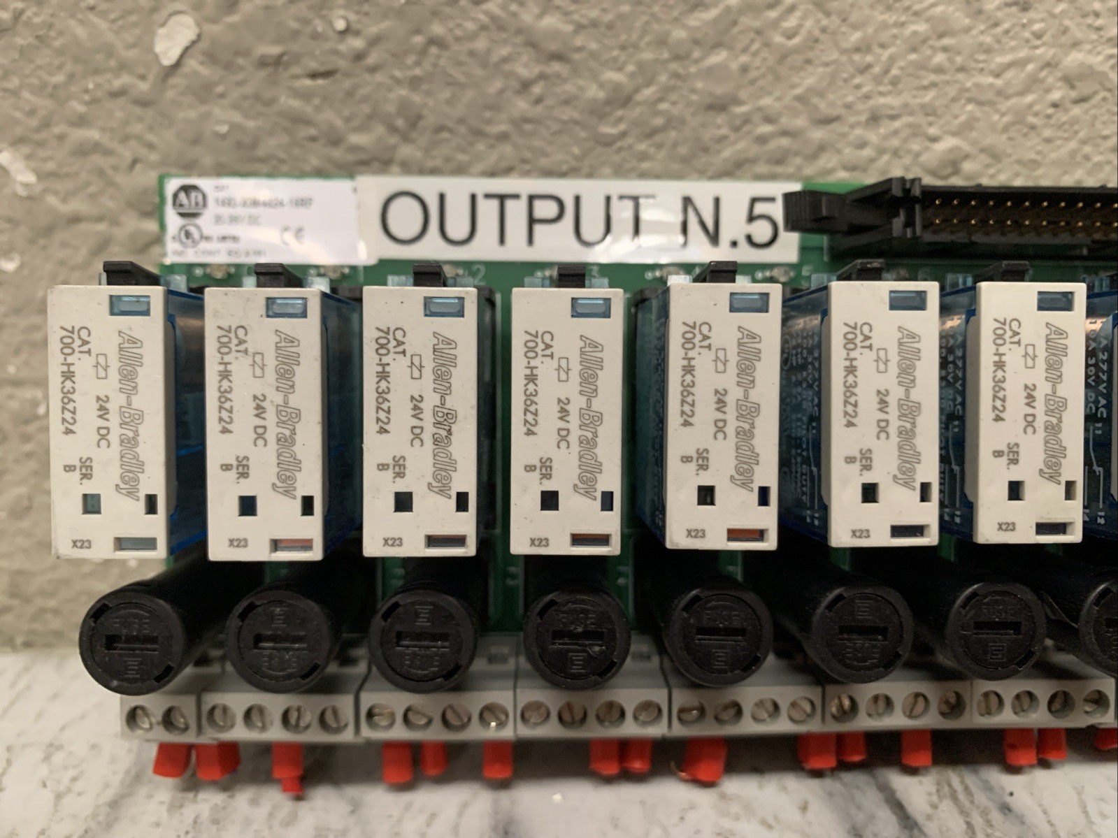 Allen Bradley 1492-XIM4024-16RF