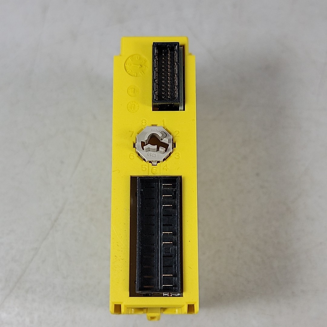SIEMENS SIMATIC ET 200SP RELAY OUTPUT 6ES7 136-6RA00-0BF0 / 24VDC/24