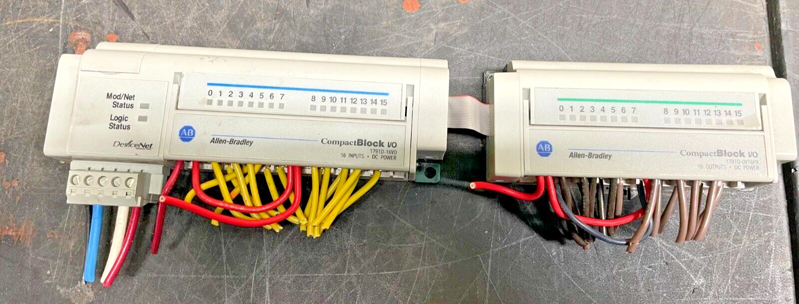 Allen Bradley Compact block I/O 1791d-OV16PX D, 1791D-16V0 D