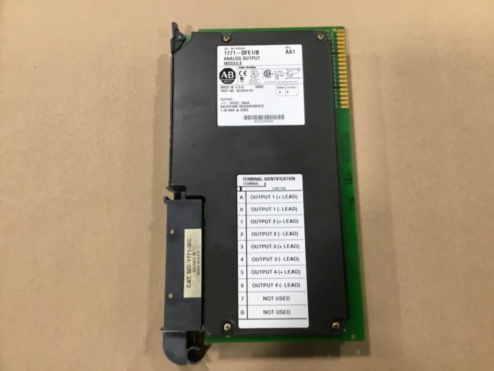 Allen-Bradley 1771-0FE1/B AA1 Analog Output Module #06Z31