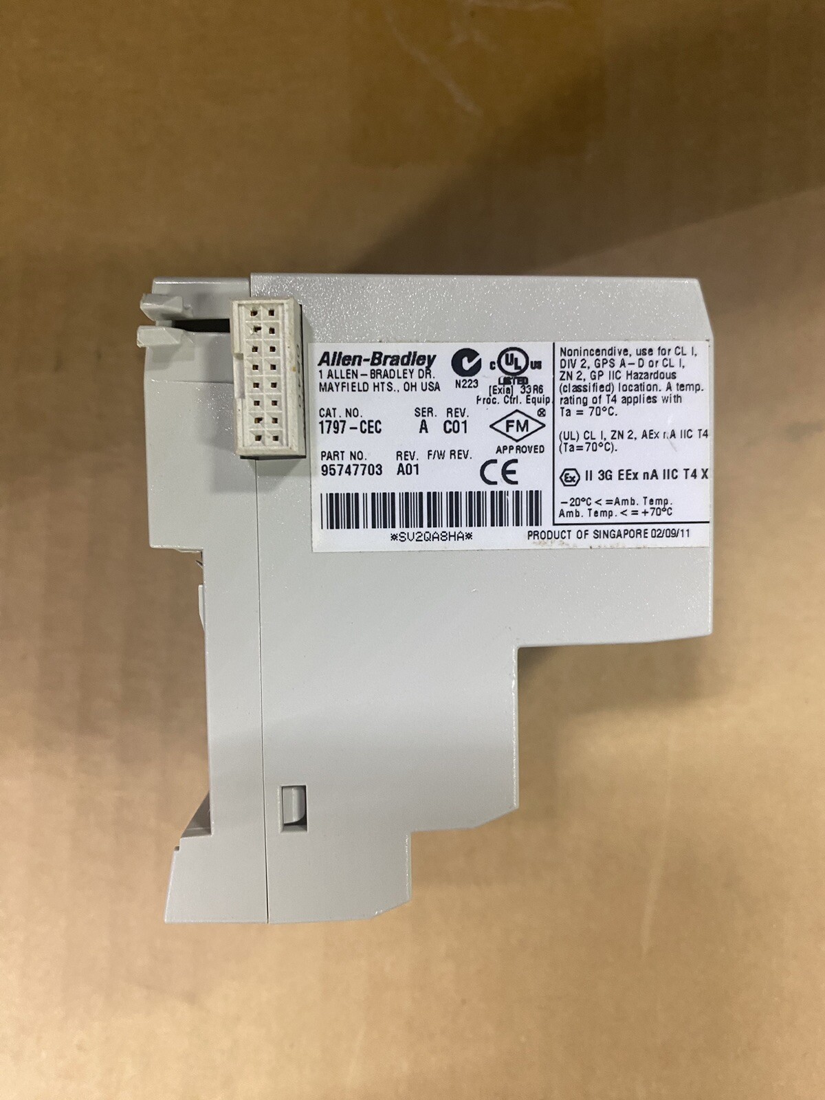 Allen-Bradley 1797-CEC FLEX Ex I/O Bus Connector Module Series A