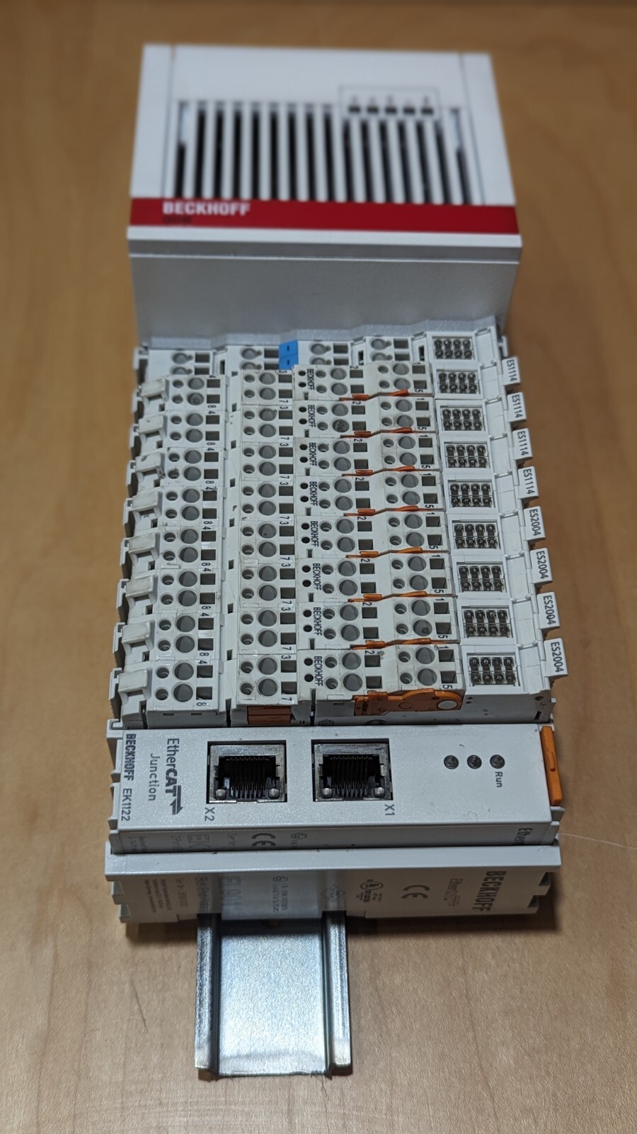 CX5140-0155 BECKHOFF plc controller 4GB Plus Beckhoff EK1122 And BECKHOFF ES2004