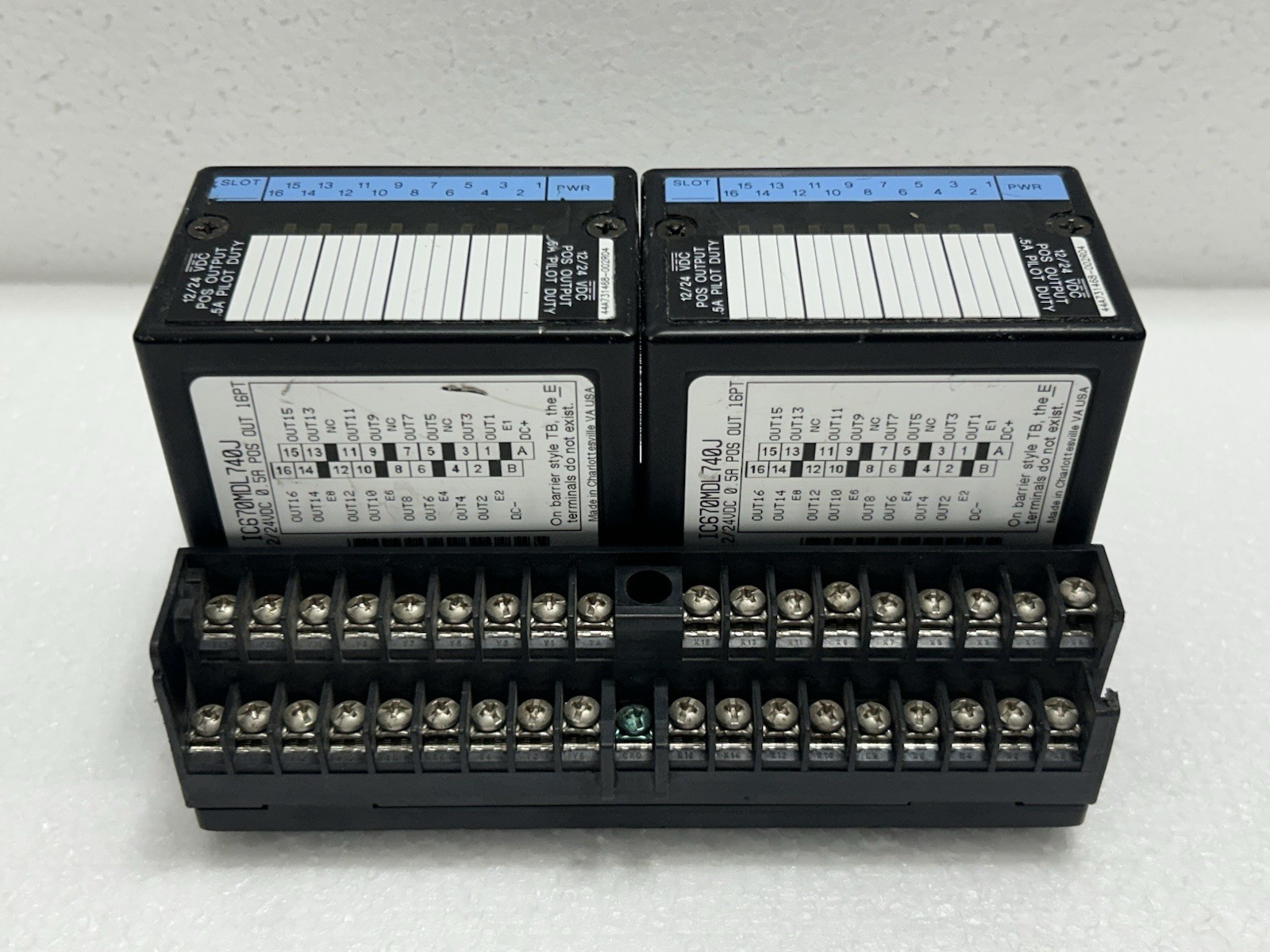 LOT OF 2PCS GE FANUC IC670MDL740J DISCRETE OUTPUT MODULE 12/24VDC 0.5AMP