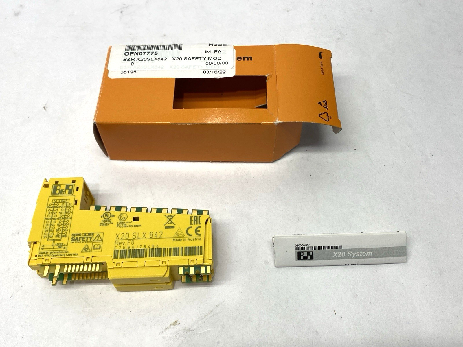 B&R X20SLX842 Rev. F0 Safety I/O Module 8 Safe Digital Inputs 4 Pulse Outputs
