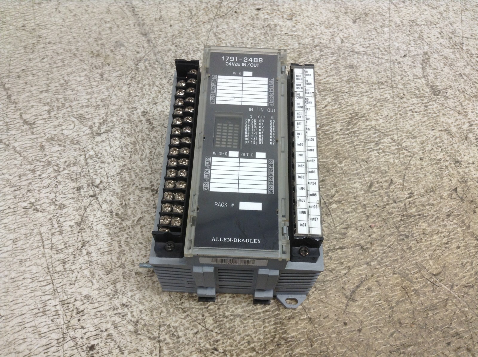 Allen Bradley 1791-24B8 I/O Module 24 VDC 32 PT Ser. B Rev. B01 179124B8 (TSC)