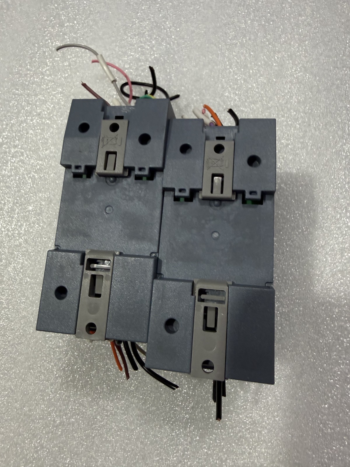 Siemens 6ES7 221-1BH32-0XB0 SIMATIC S7-1200 Digital Input Module DI 16x24VDC