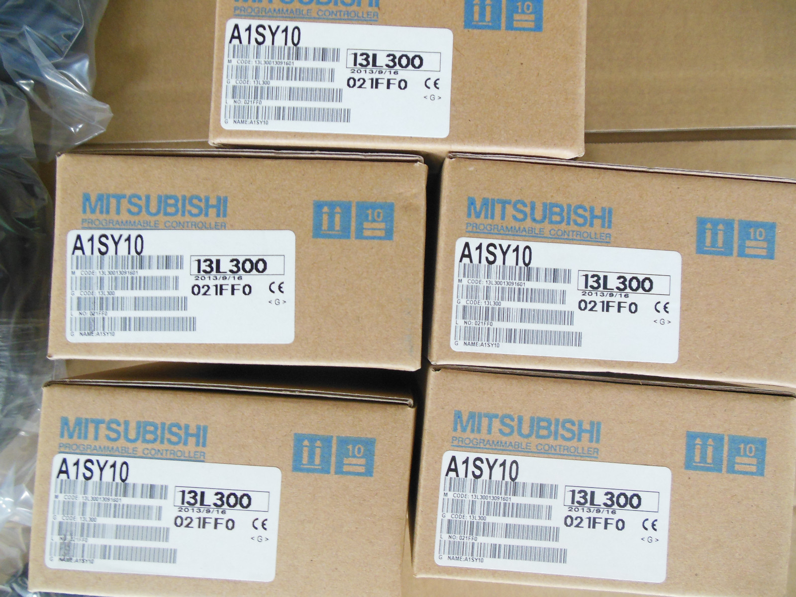MITSUBISHI PLC A1SY10 NEW FREE EXPEDITED SHIPPING