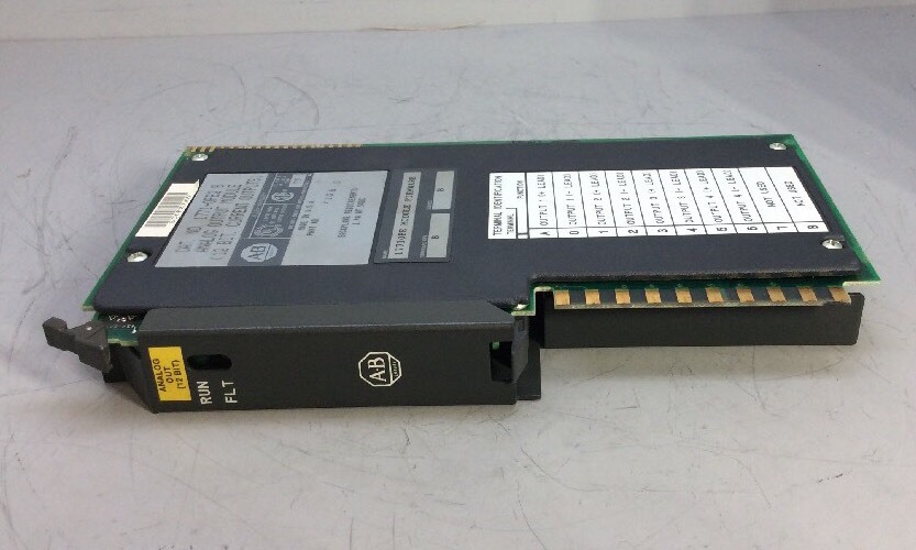 Allen-Bradley 1771-OFE2 Analog Output 1771-OFE2/B