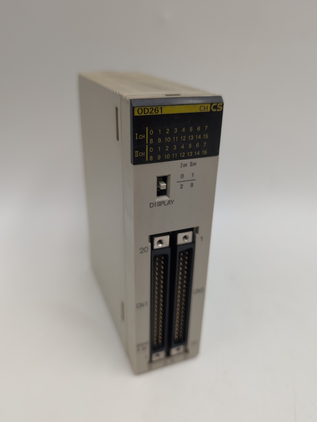 Omron CS1W-OD261 Output Unit