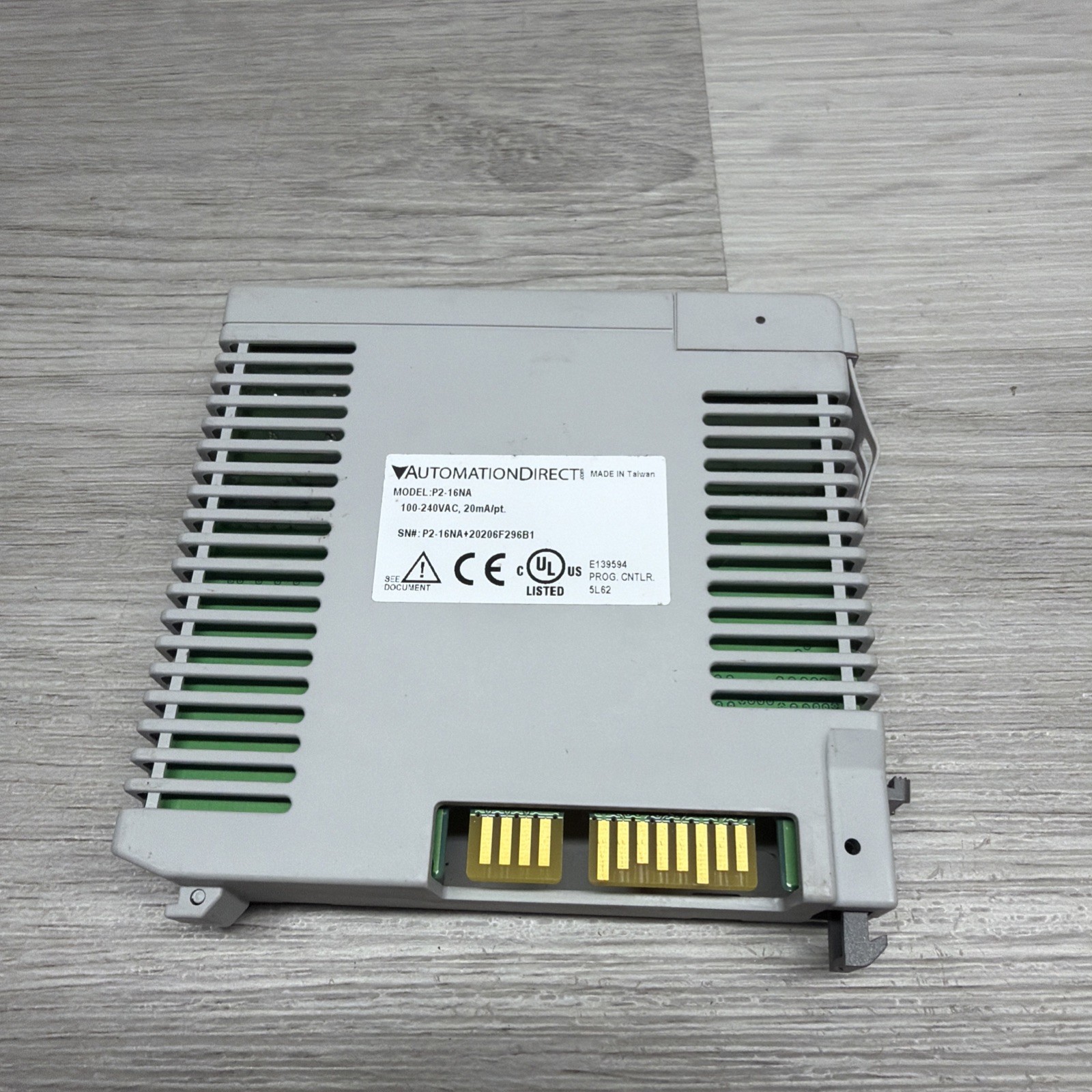 Automation Direct P2-16NA Discrete AC Input Module, 16 Point, READ DESCRIPTION