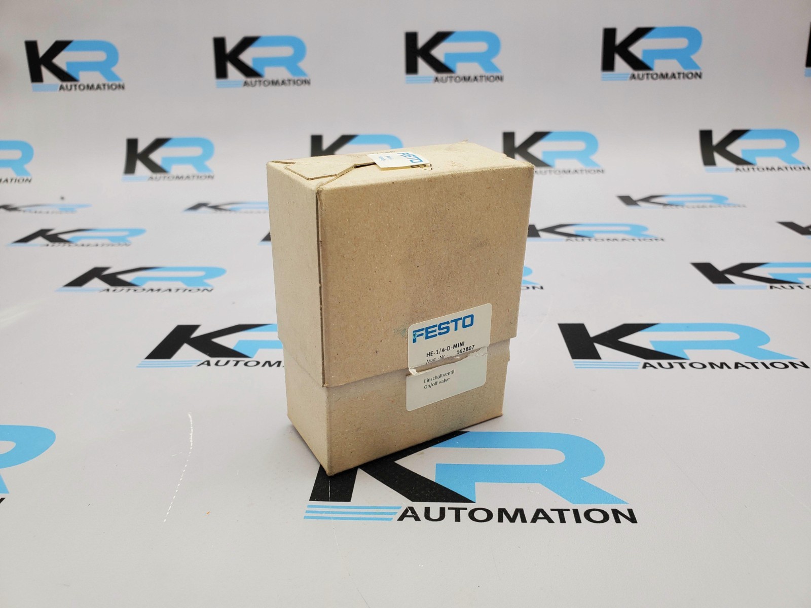 Festo HE-1/4-D-MINI Pneumatic On/Off Valve P1 Max; 16 Bar 240 PSI 162807