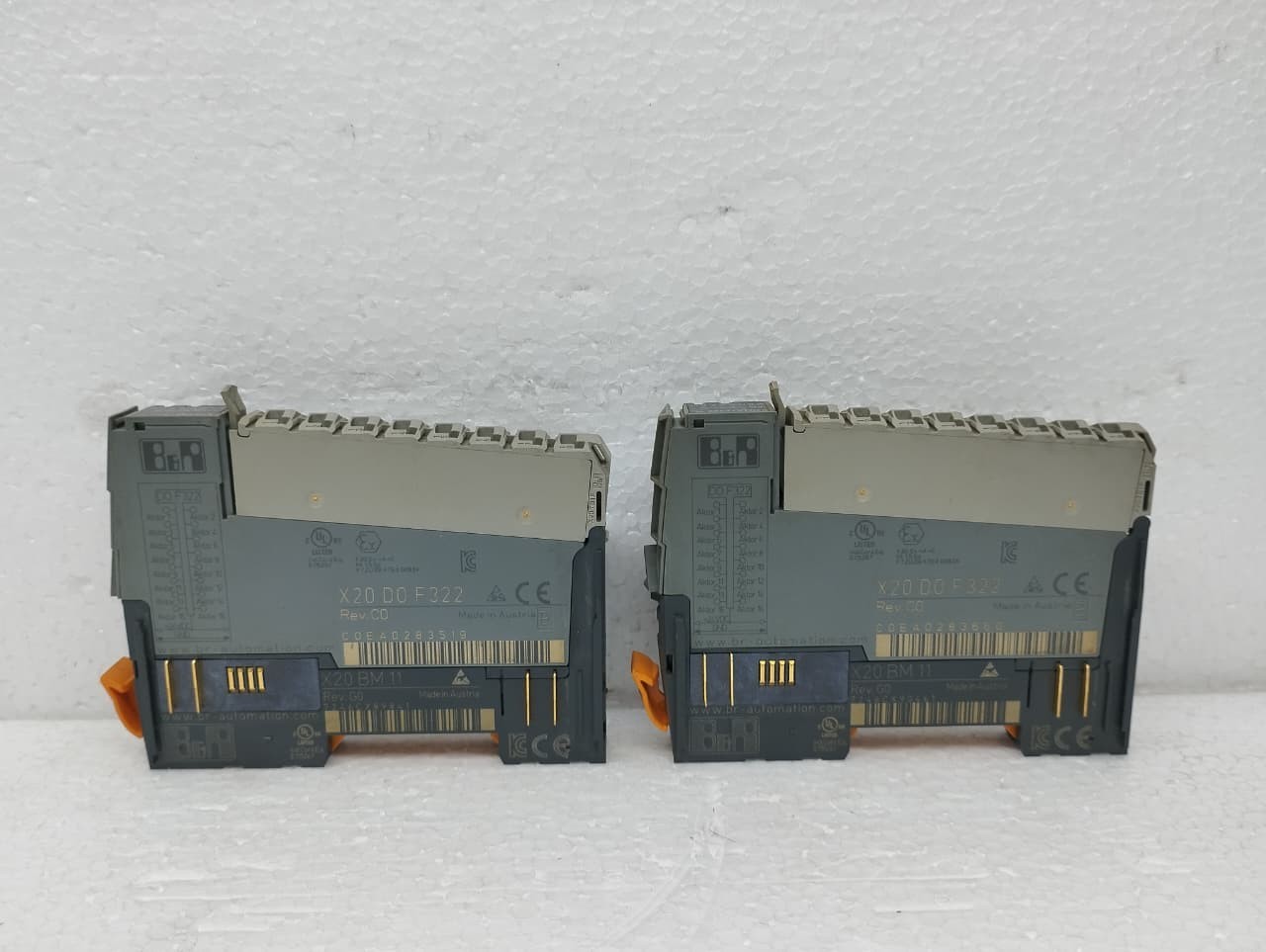B&R X20 DOF322 Digital Output Module (Lot of 2 PCS)