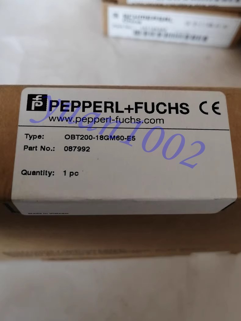 NEW PEPPERL+FUCHS OBT200-18GM60-E5 087992 Photoelectric sensor Fast delivery UPS