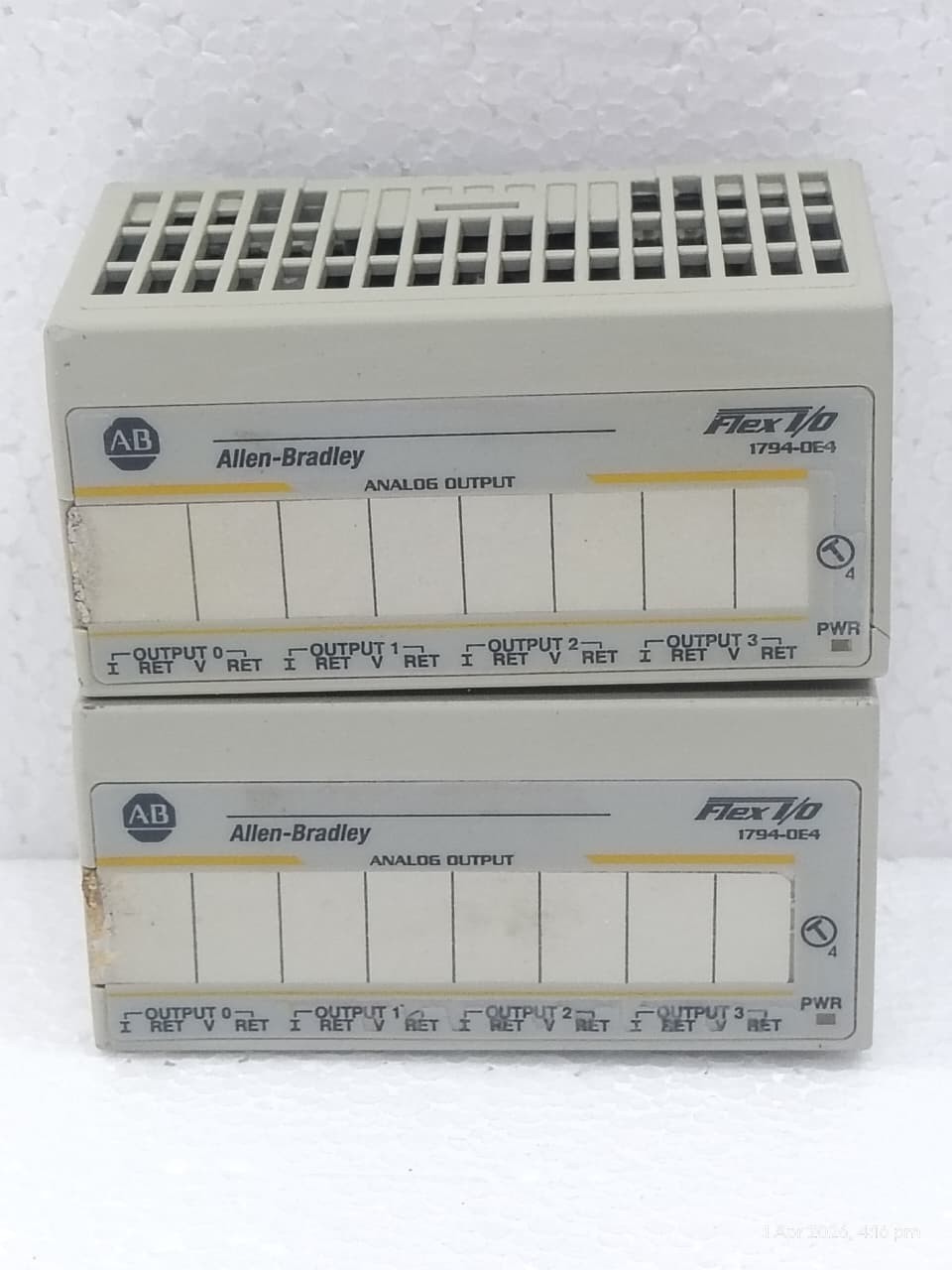 Sell Lot Of 2 PCS Used AB 1794-OE4 “B” FLEX I/O ANALOG OUTPUT MODULE Free Ship