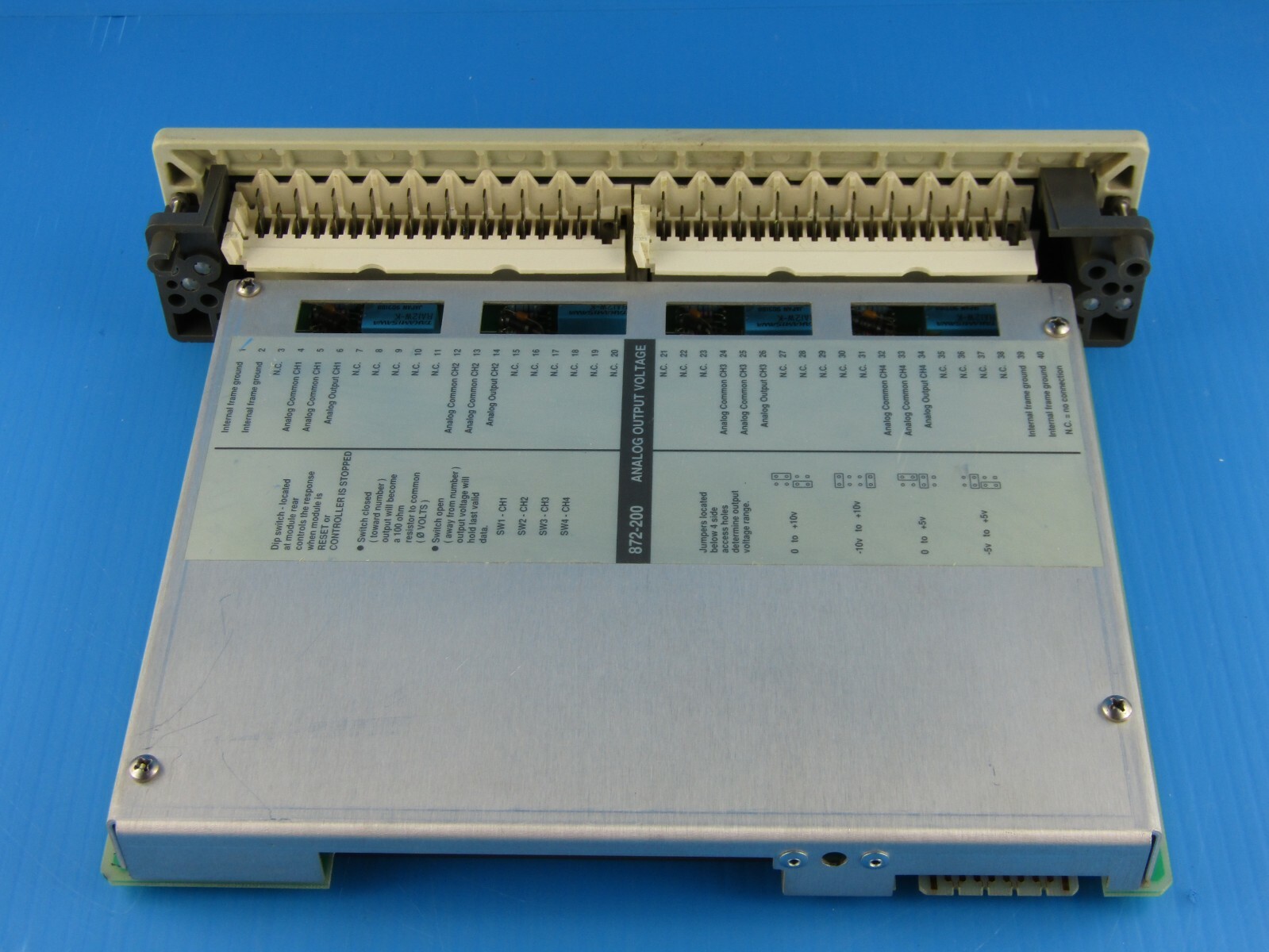 AEG Modicon AS-B872-200 Analog Voltage Output Module, ASB872200