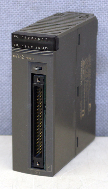 Fuji Electric NP1Y32T09P1-A Micrex-SX Digital Output Module