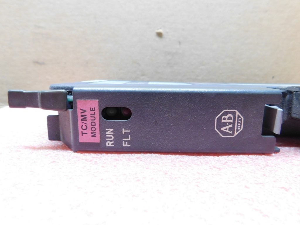 Allen Bradley AB 1771-IXE Ser A — Thermocouple / Millivolt Input Module