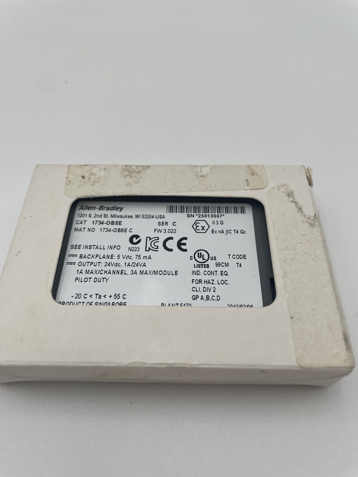 ALLEN-BRADLEY 1734-OB4E Series C/ New