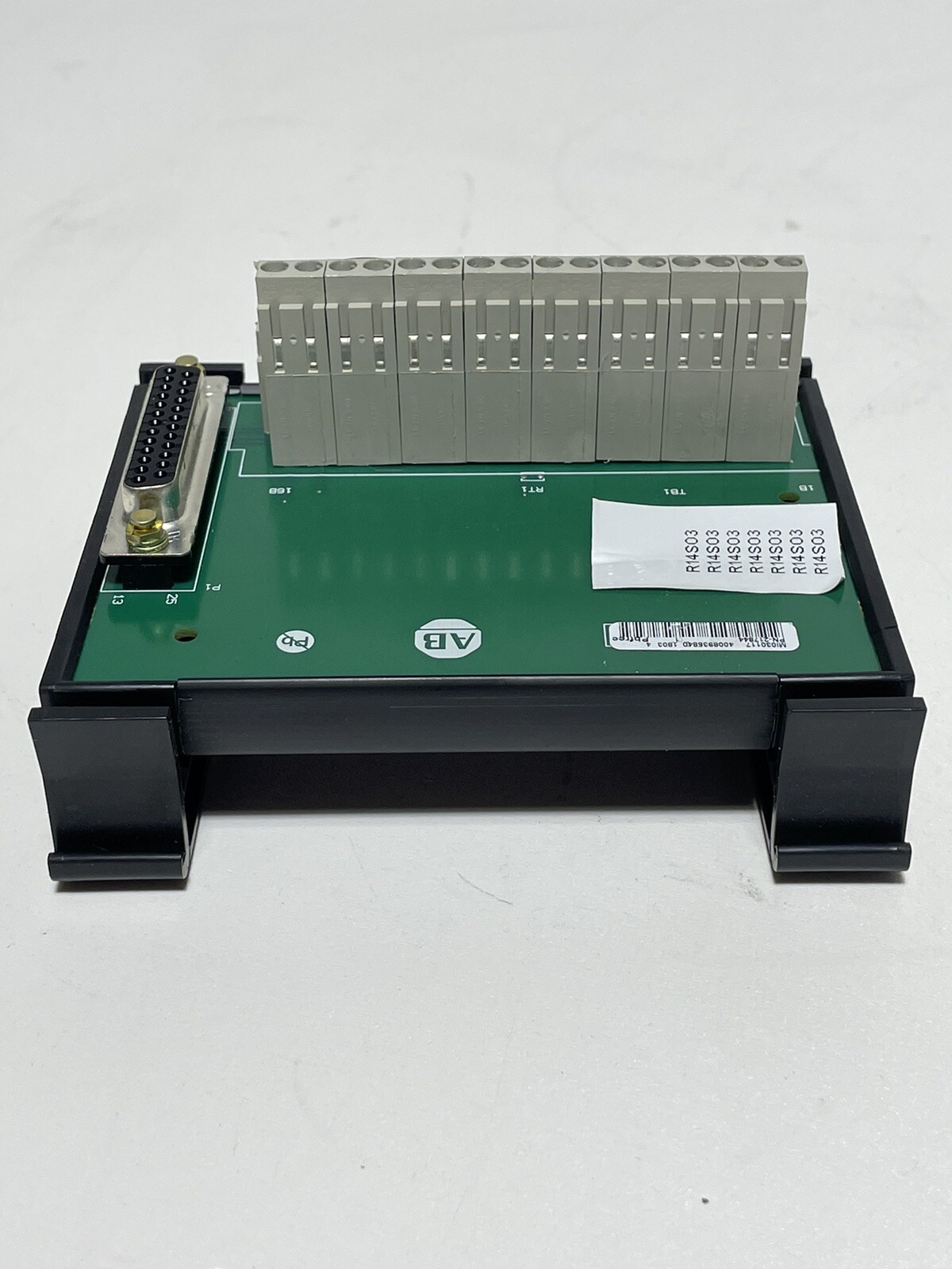Allen Bradley 1492-AIFM8S-3 Module