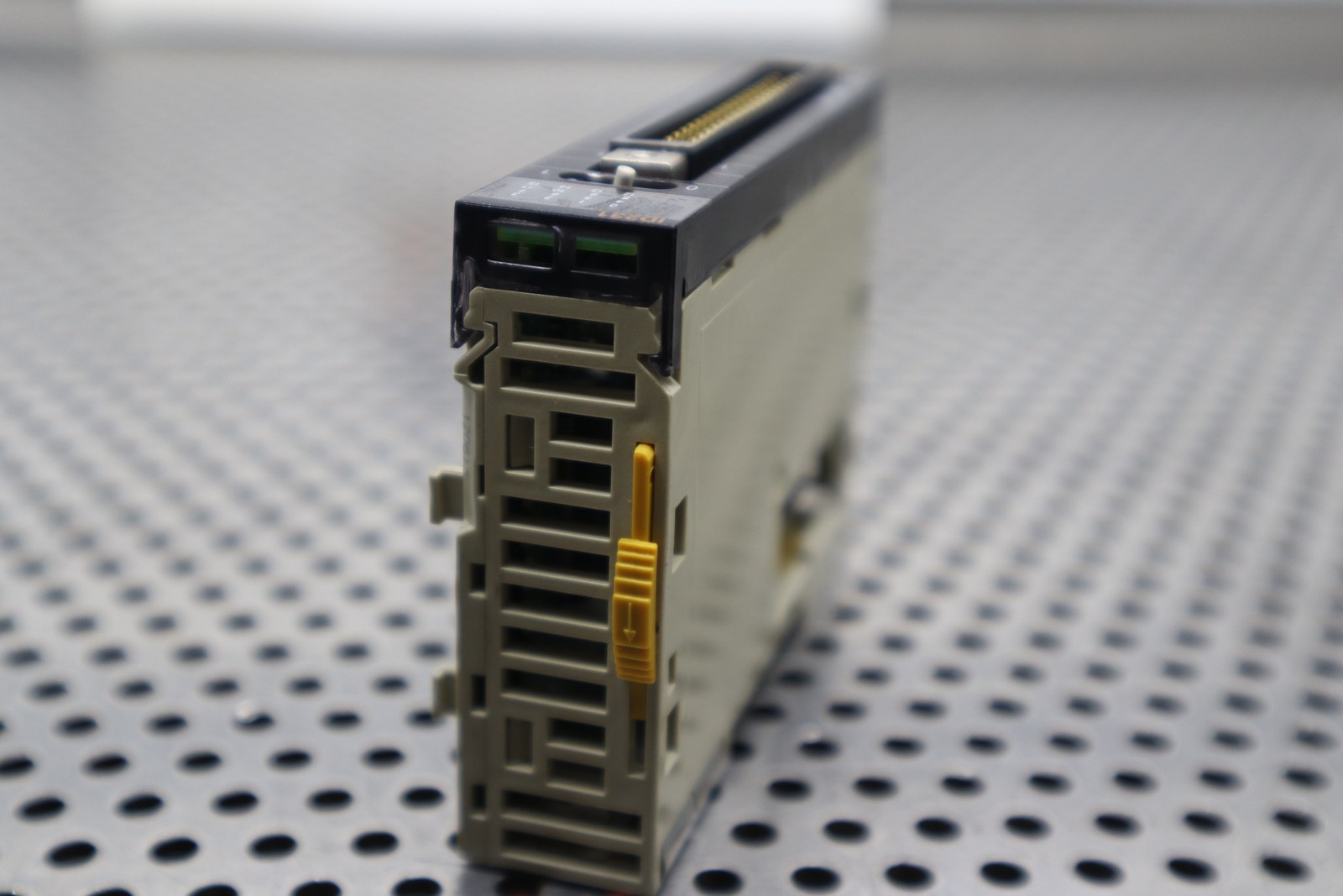 Omron CJ1W-ID231 DC24V 4.1mA Input Module Used With Warranty