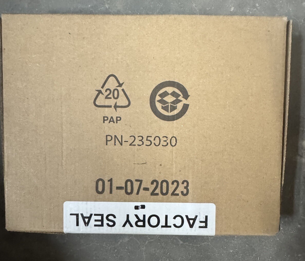 1756-OF8 NEW SEALED ALLEN BRADLEY Controllogix 8PT ANALOG OUT 1756-0F8 634828
