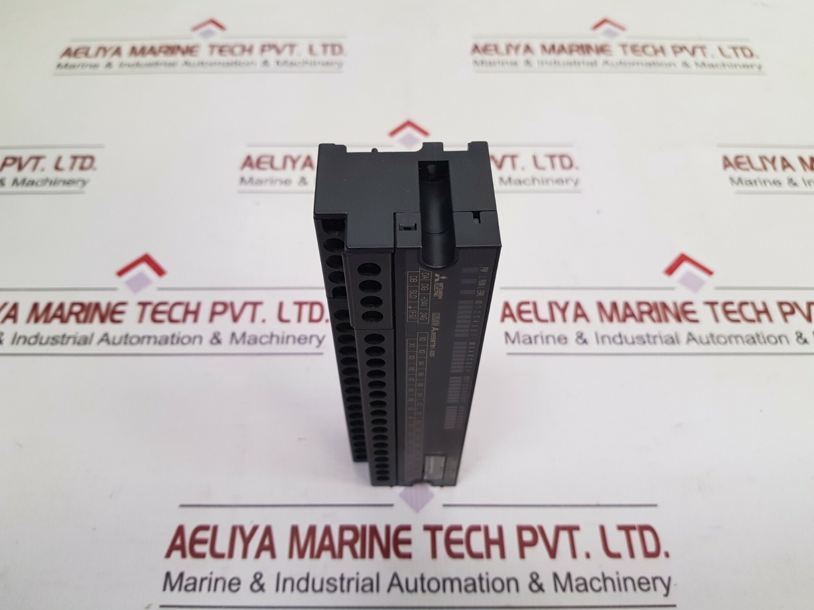 Mitsubishi aj65sbtb1-32d cc-link input unit free shipping