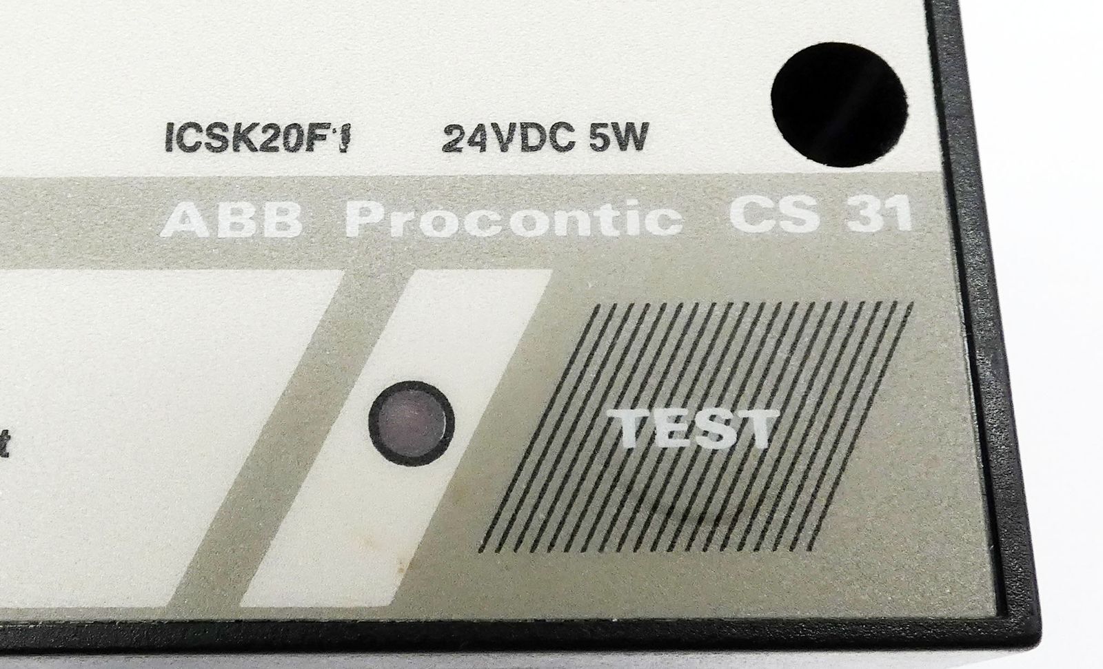 ABB Procontic CS 31 ICSK20F1 24VDC I/O Remote Unit -One Screw Missing! -used-