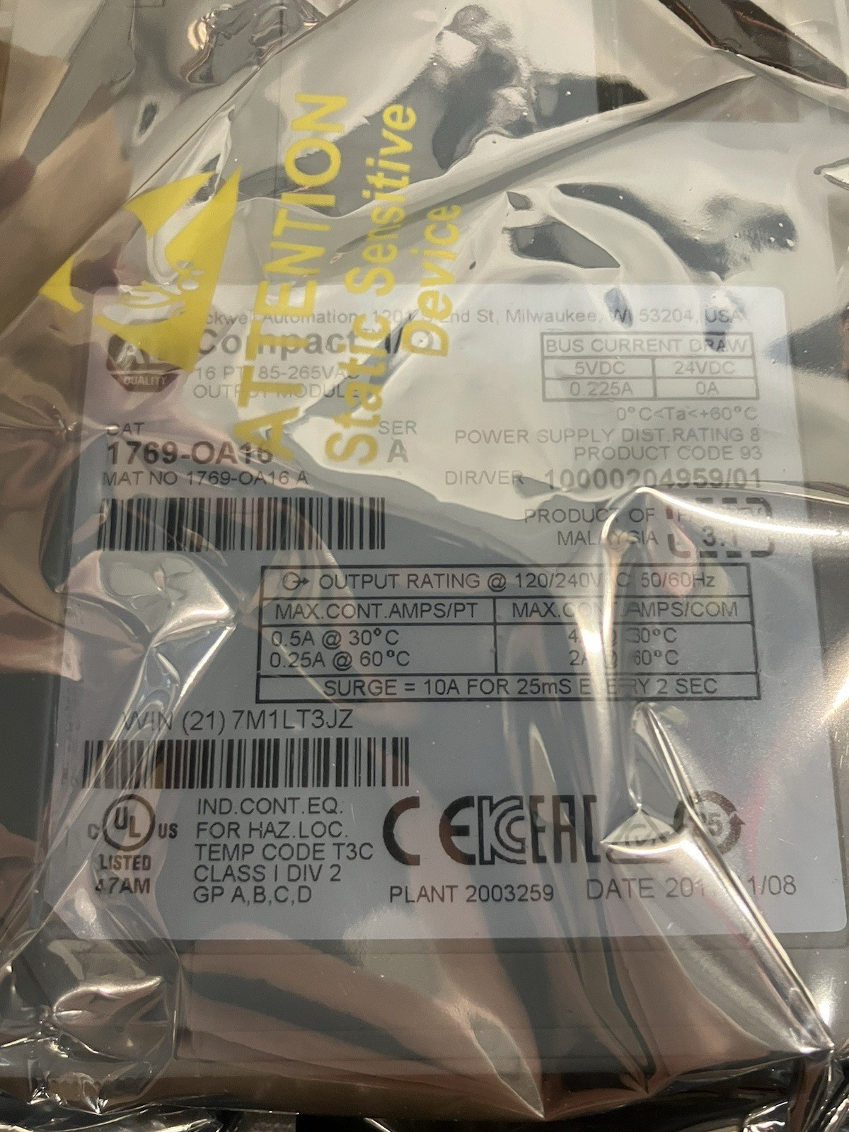 Allen Bradley 1769-OA16 Ser A CompactLogix 16-Point 120/240V AC Output Module