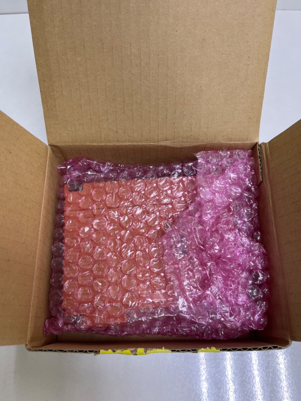 New open Box YOKOGAWA SDV144-S53 S4 Digital Input Module