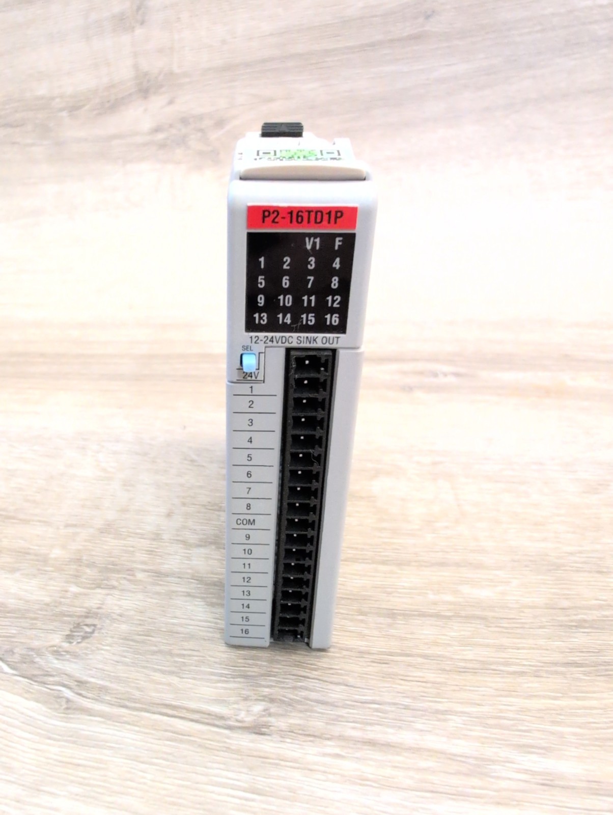 Automation Direct P2-16TD1P P2000 PLC Output Module, 16-Point 12-24VDC