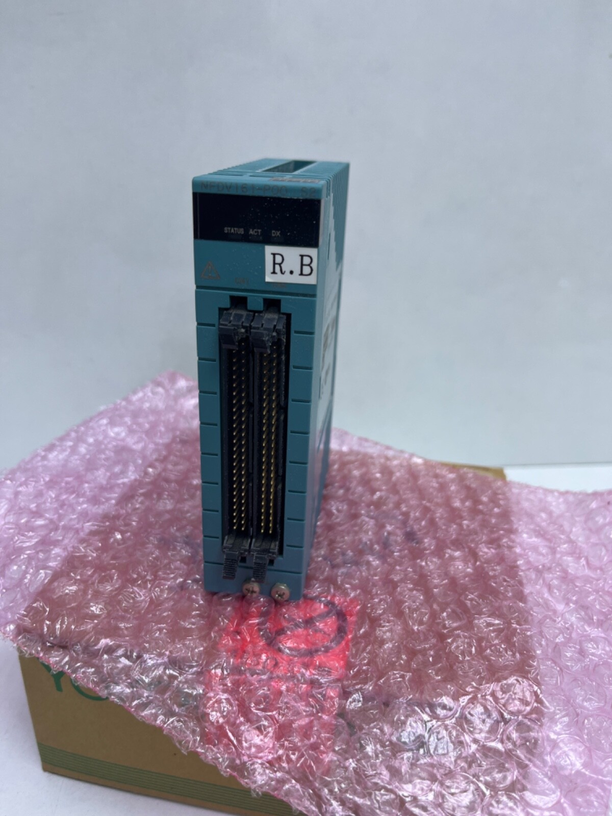 1PC YOKOGAWA NFDV161-P00 S2 Digital input module