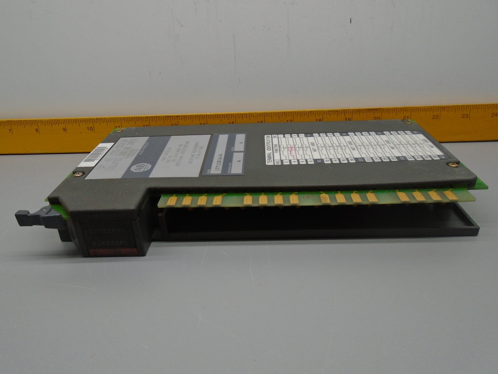 1771-ID16 /A Allen Bradley PLC 5 Isolated AC Input Module 1771-1D16 E38