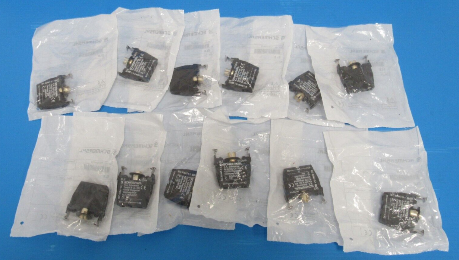 NEW LOT OF 12 SCHMERSAL ELE LAMP HOLDER 24VAC/DC 101006529