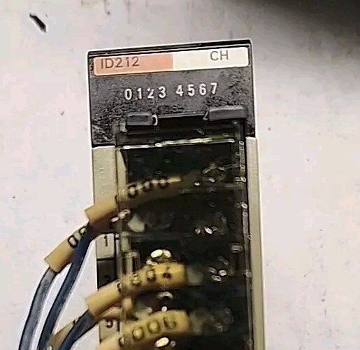 OMRON C200H-ID212 16-Channel 24V DC Input Module PLC – Free Shipping