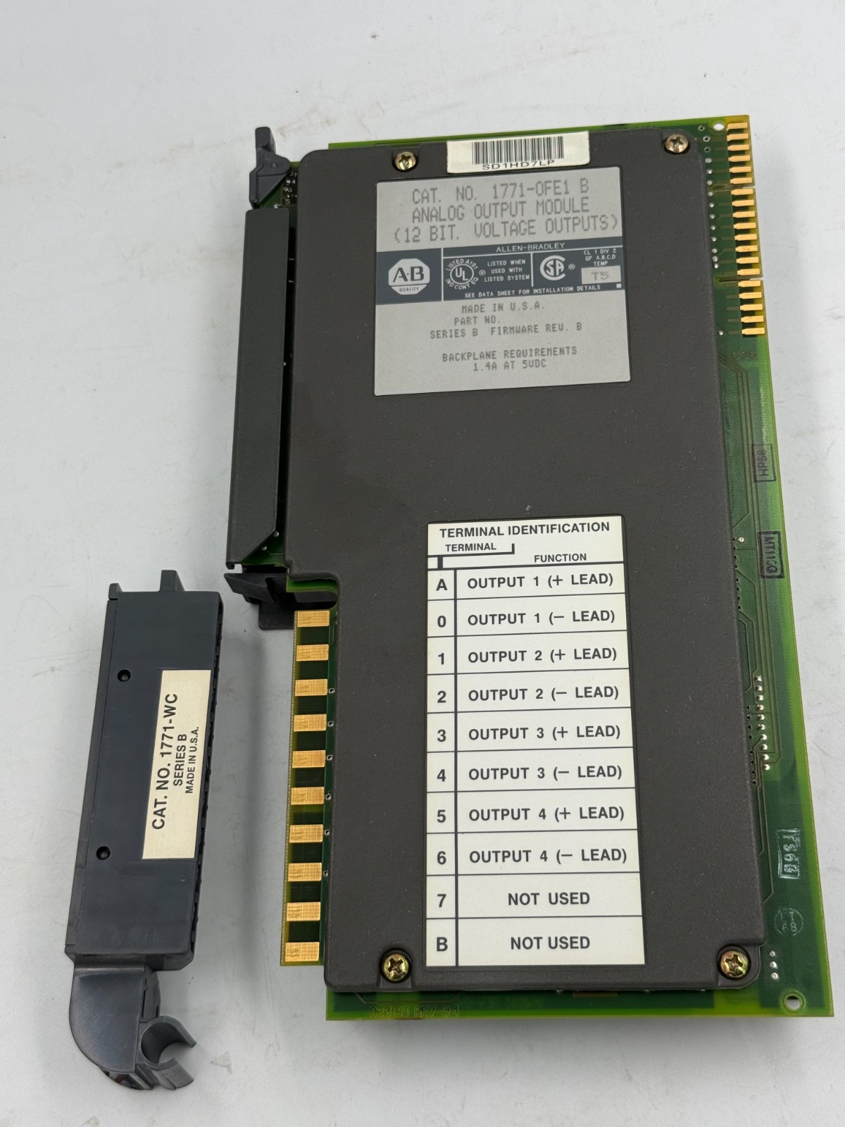 1771-OFE1 /B Allen Bradley PLC 5 Analog Output Module Voltage 1771-0FE1 W238