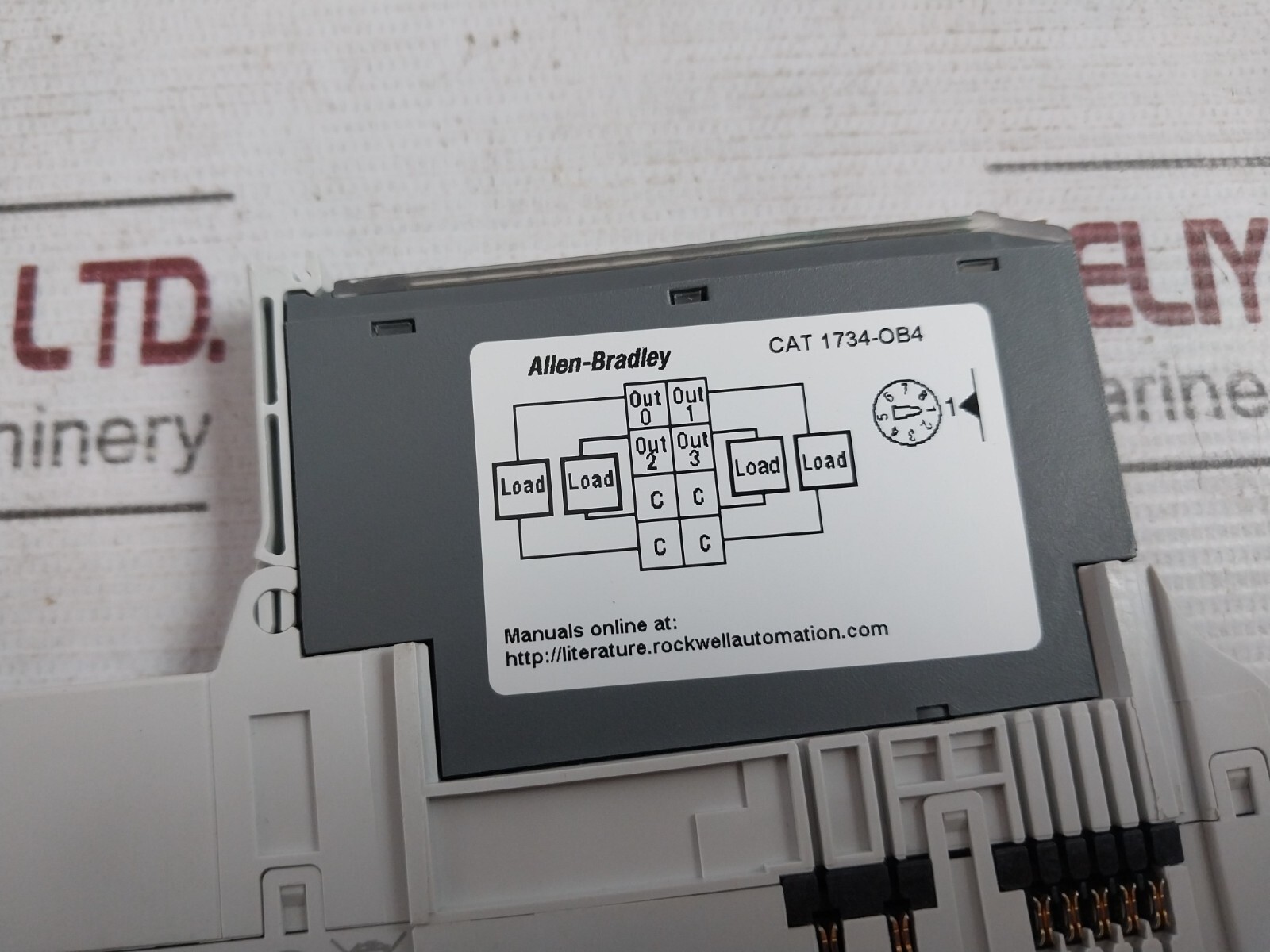 ALLEN-BRADLEY 1734-OB4 Digital Output Module 5VDC 75MA 24VDC 1A/24VA