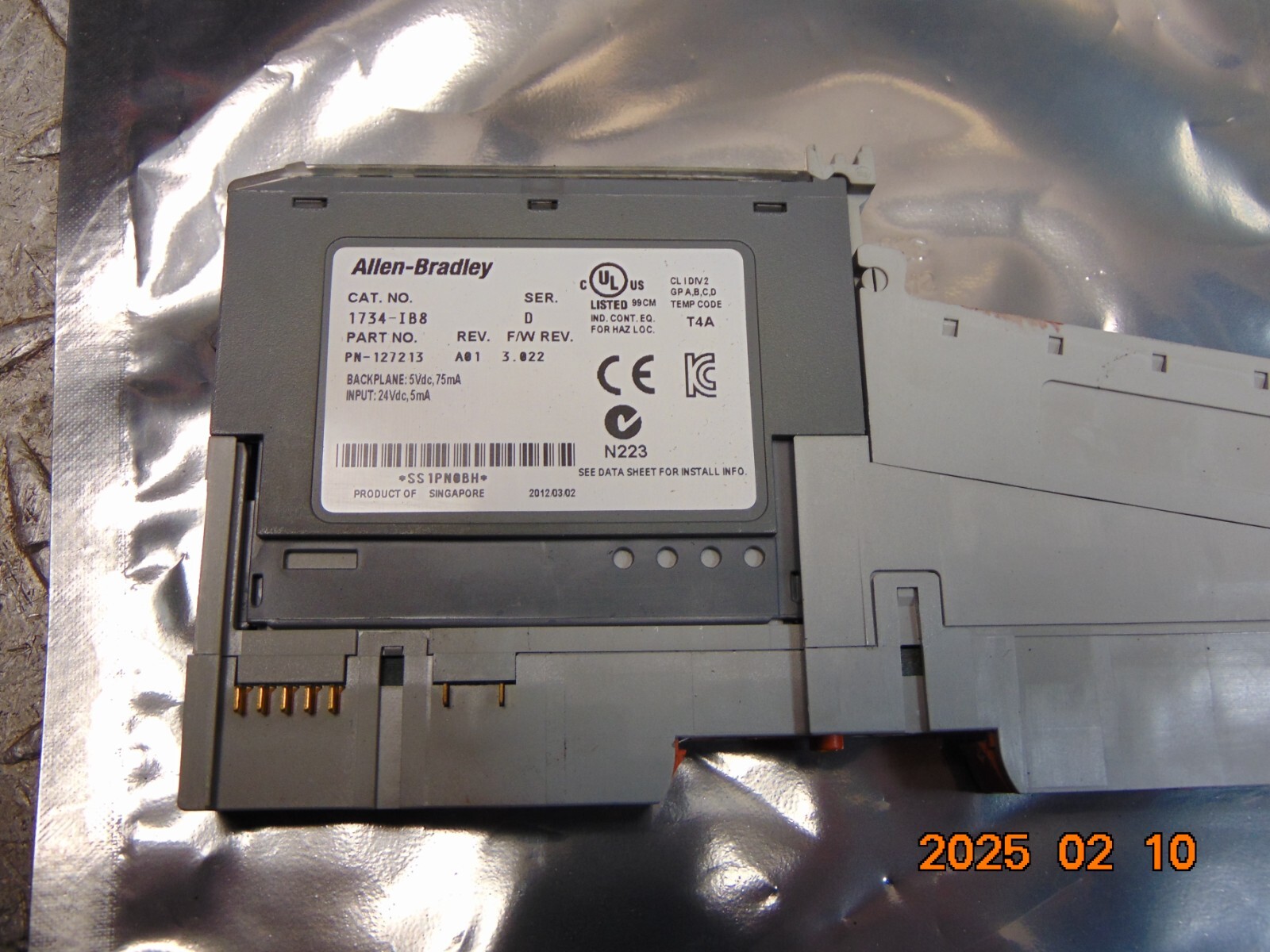 ALLEN BRADLEY 1734-IB8 SER D DIGITAL INPUT MODULE w 1734-RTB & 1734-MB
