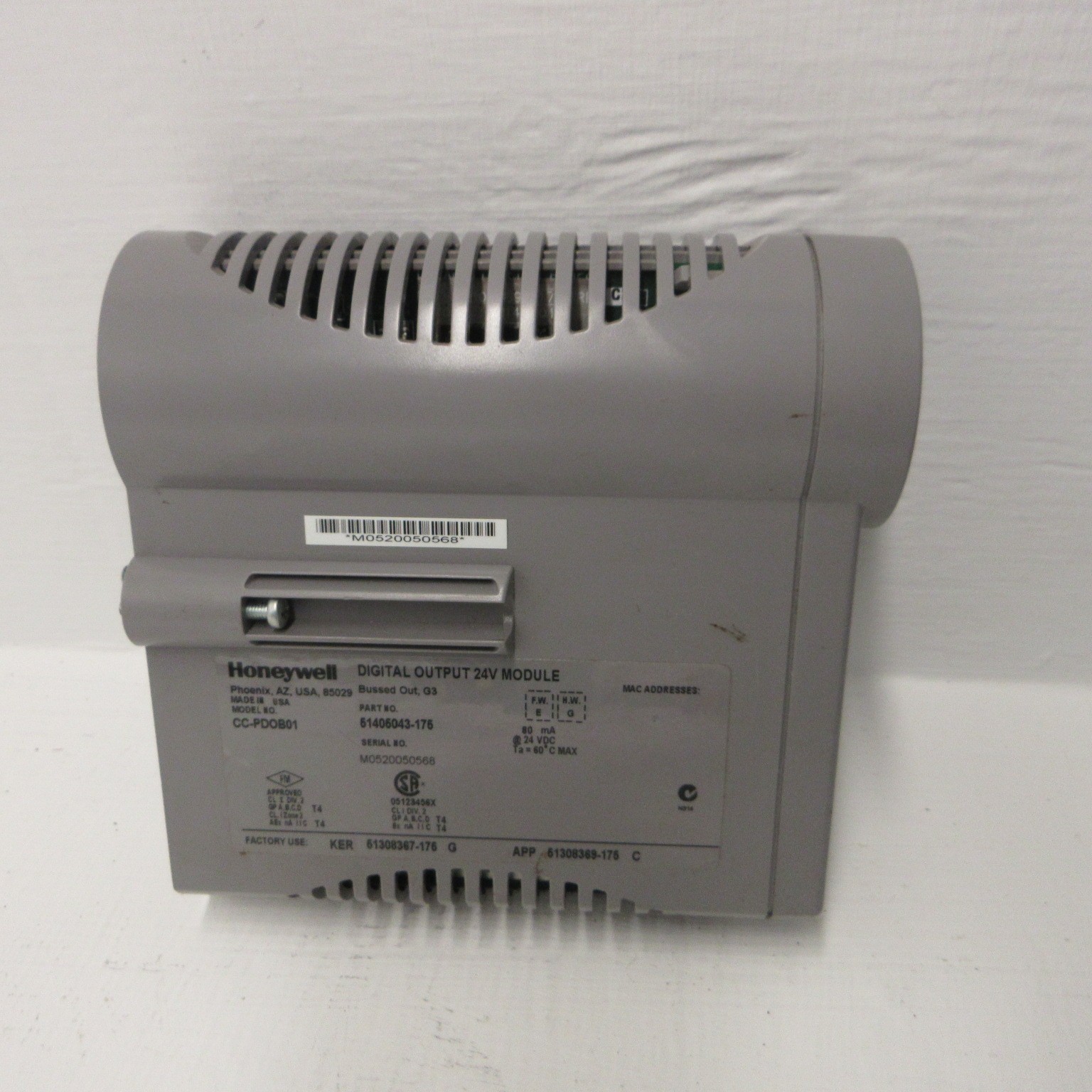 Honeywell CC-PDOB01 Digital Output PLC Module 51405043-175 (FW: E HW: G)