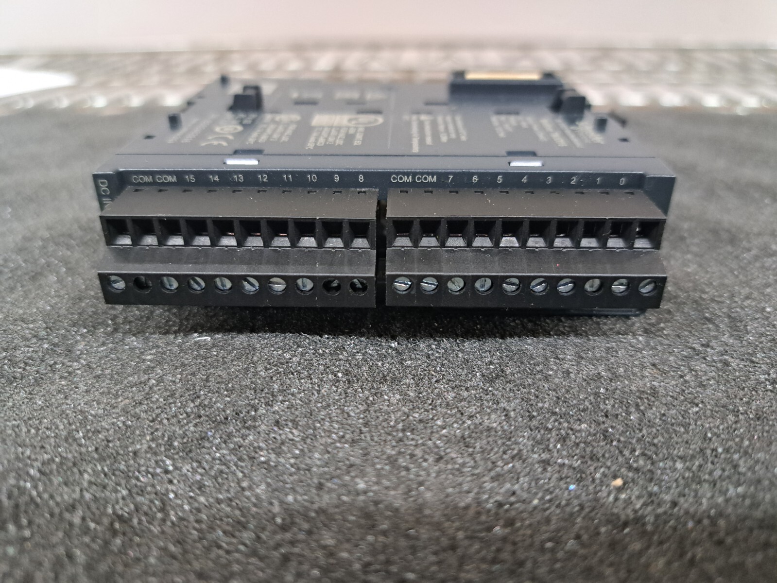 New, Schneider Electric, TM3DI16, DISCRETE INPUT MODULE, MODICON T