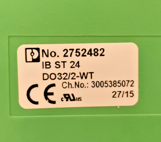 PHOENIX CONTACT 2752482 DIGITAL OUTPUT INTERBUS IBST24 DO32/2-WT 24 VDC NEW