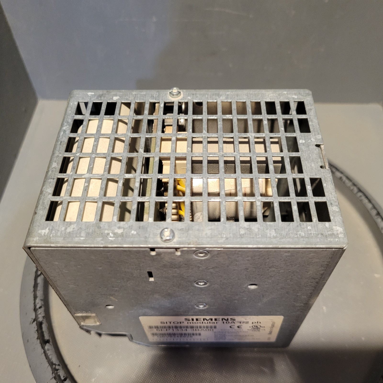 Siemens SITOP Module, 10A, 1/2PH, 120/230-500V, 50/60Hz, 6EP1 334-3BA00